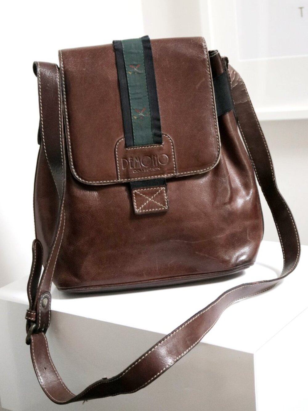 Vintage Brown Leather Shoulder Flat Bucket Bag by Demono Collection